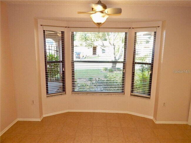 Building Photo - 8220 Westfield Dr