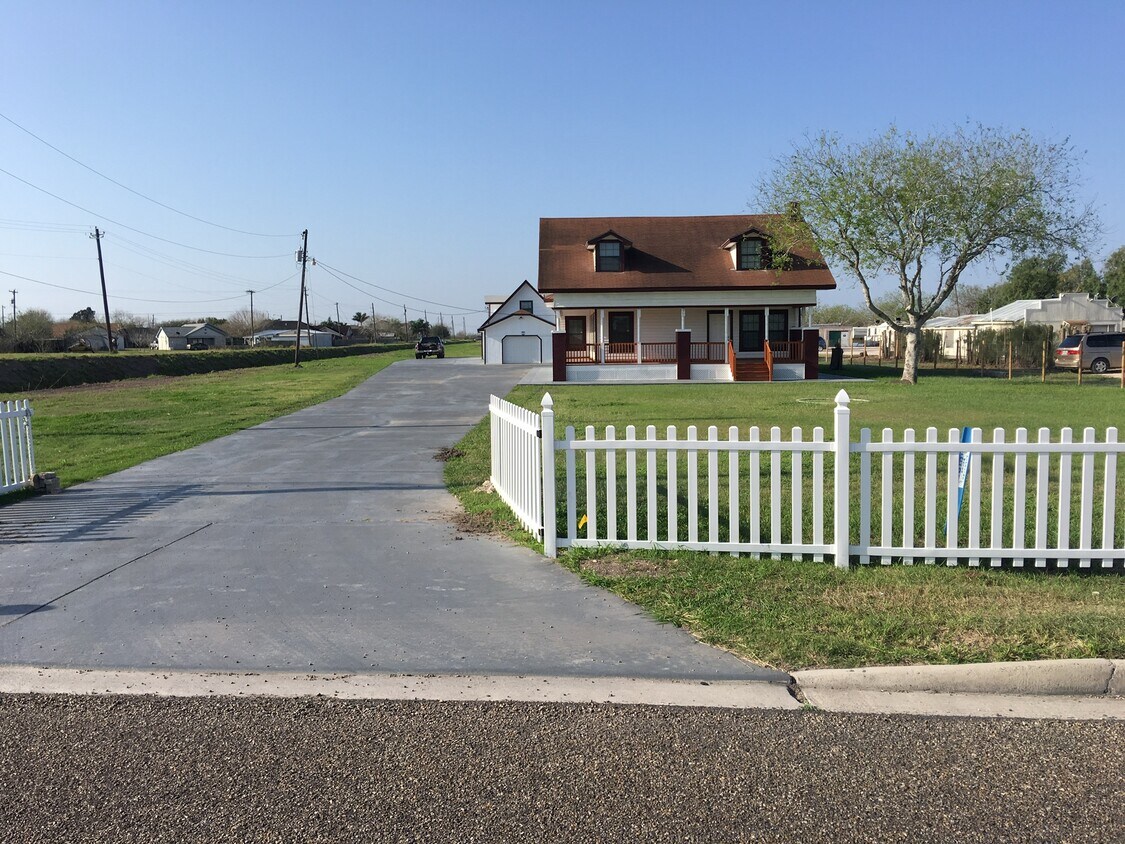 Foto principal - 1601 W Expressway 83