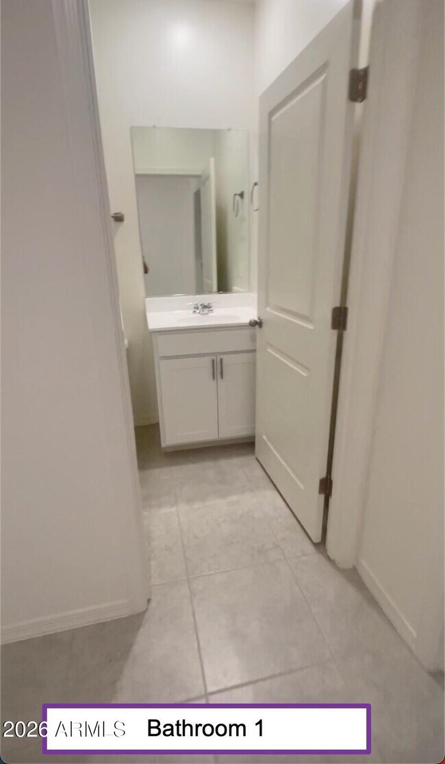 Foto del edificio - 16663 W Christy Dr
