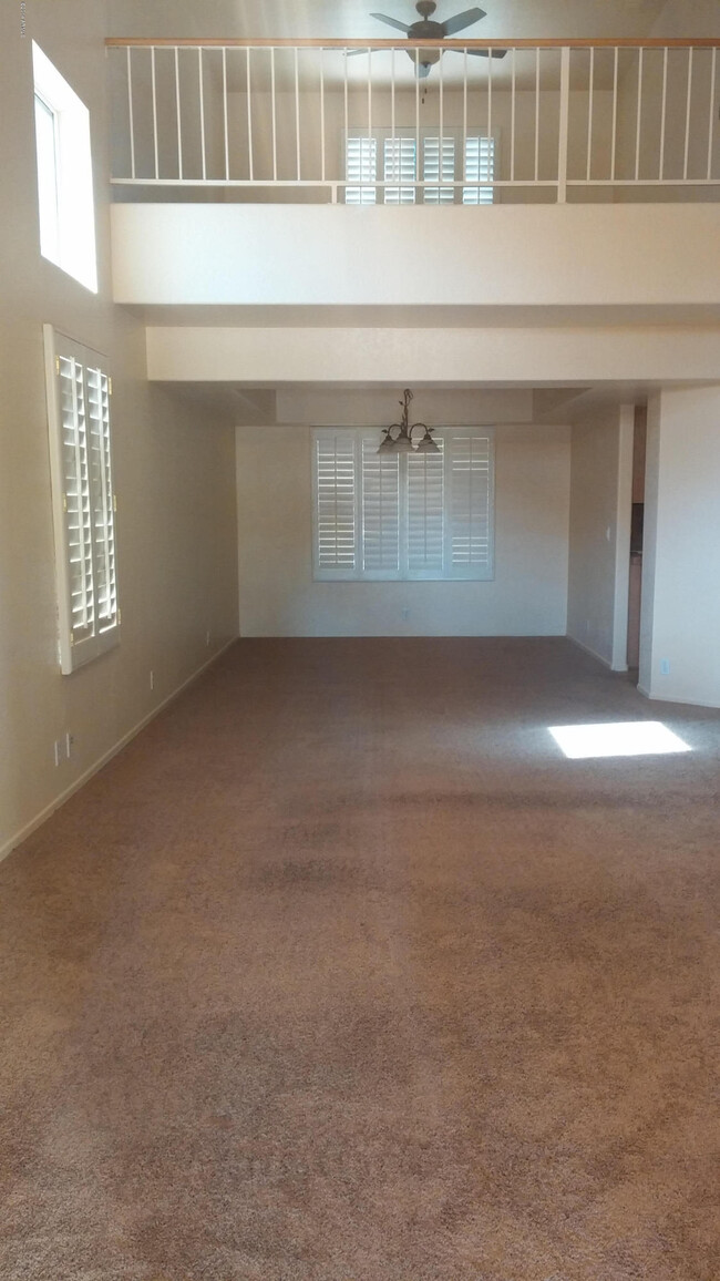 Foto del edificio - 5839 W Electra Ln