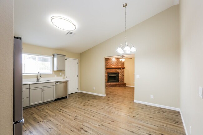 Building Photo - 9365 E Adobe Rd