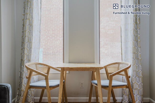 Building Photo - 3244 Jones Ct NW