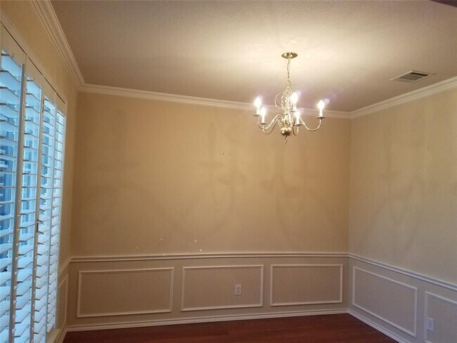 Building Photo - 108 Wedgewood Dr