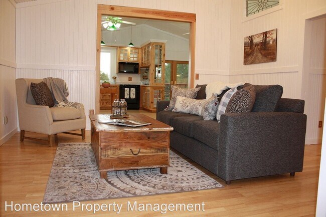 Foto del edificio - 3 br, 2 bath House - 3890 Seperado Ave.