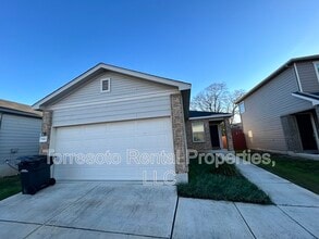 Building Photo - 5910 Sandy Lake St