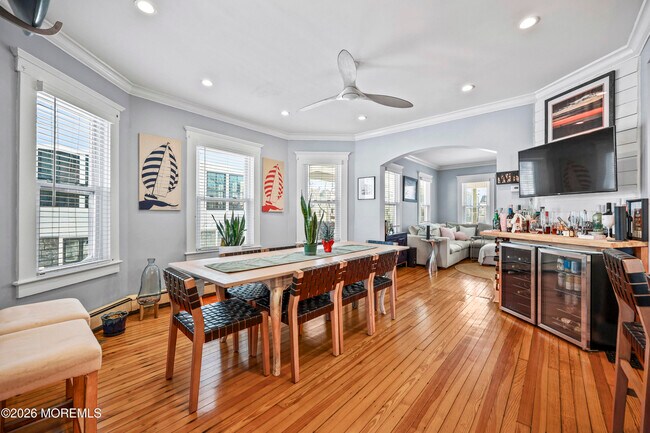 Building Photo - 214 Brinley Ave