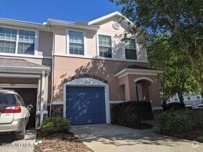 Building Photo - 789 Crystal Way
