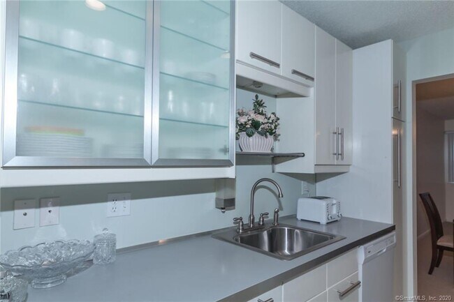 Foto del edificio - 210 Redstone Cir