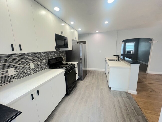 Foto del edificio - 43 E Burke Ave