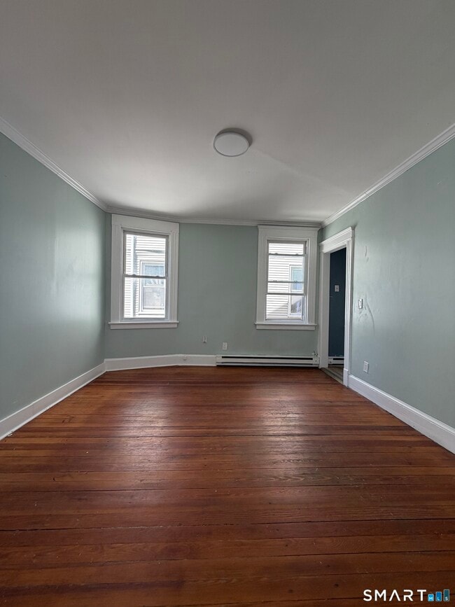 Building Photo - 61 Lounsbury St