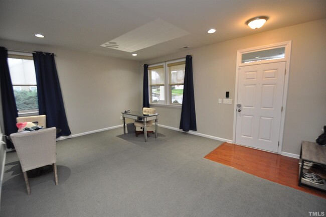 Building Photo - 300 Lime Creek Ct