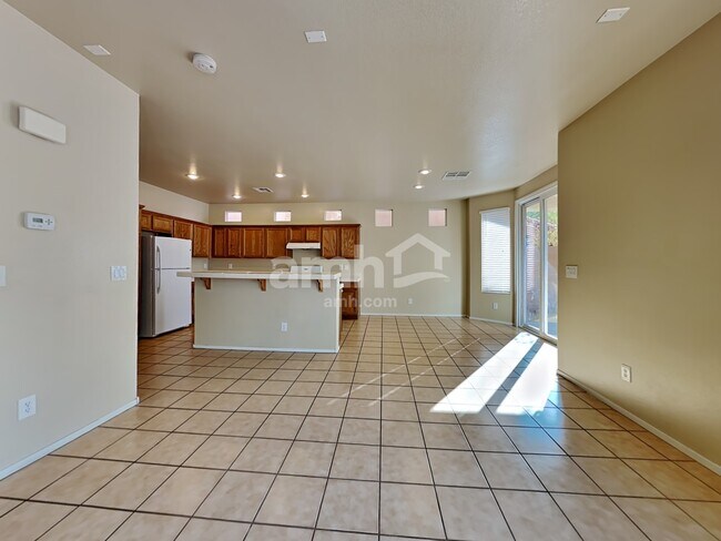 Building Photo - 10395 Bolting Cloud Drive