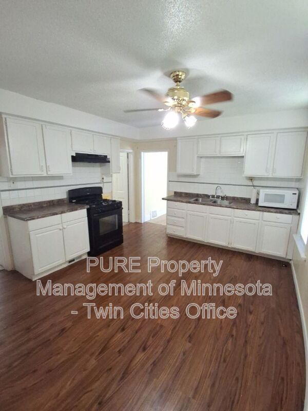 Foto del edificio - 415 Jessamine Ave E