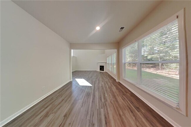 Foto del edificio - 1012 Gather Dr