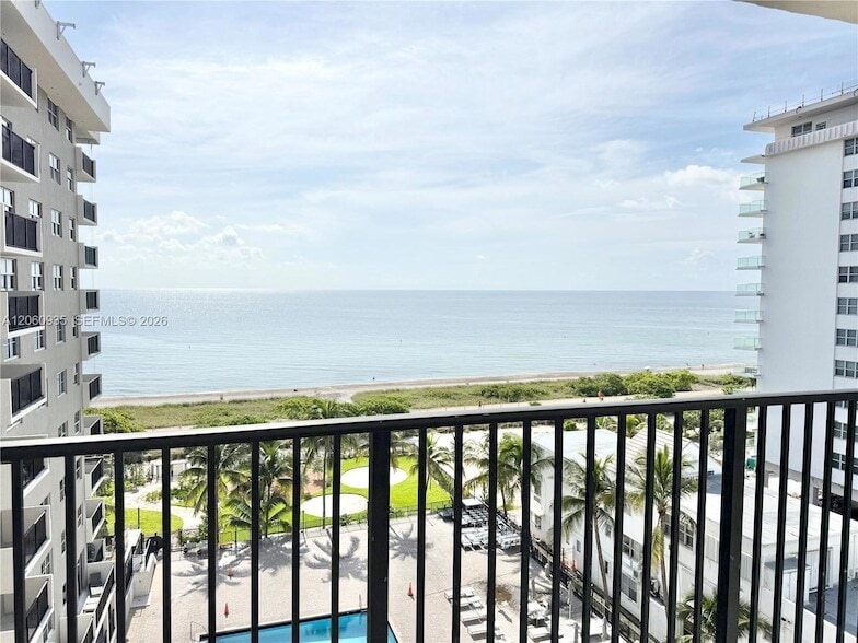 Photo - 9273 COLLINS AVE Unit 811