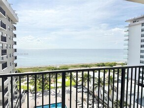 Building Photo - 9273 Collins Ave
