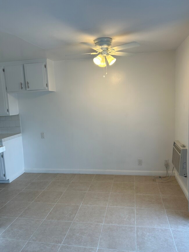 Building Photo - Badillo Apartments