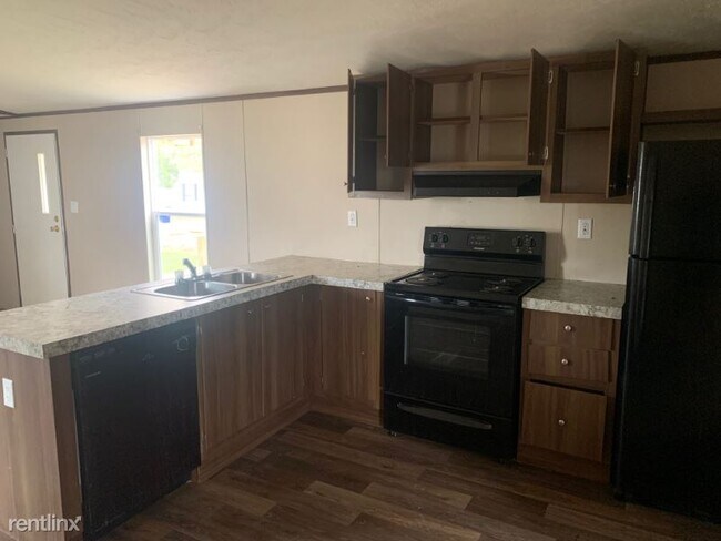 Building Photo - 3 br, 2 bath Mobile Home - 16923 Malibu dr