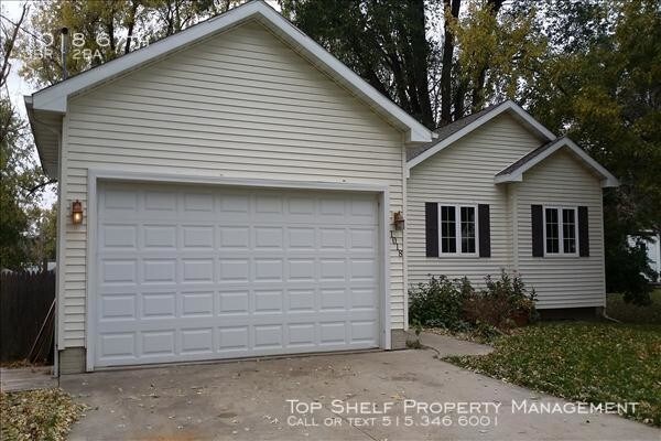 Primary Photo - House for rent in Windsor Heights