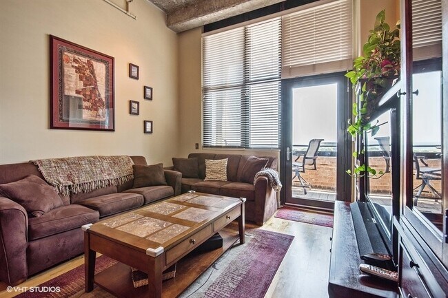 Foto del edificio - 320 E 21st St