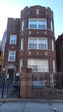 Building Photo - 8226 S Marshfield Ave