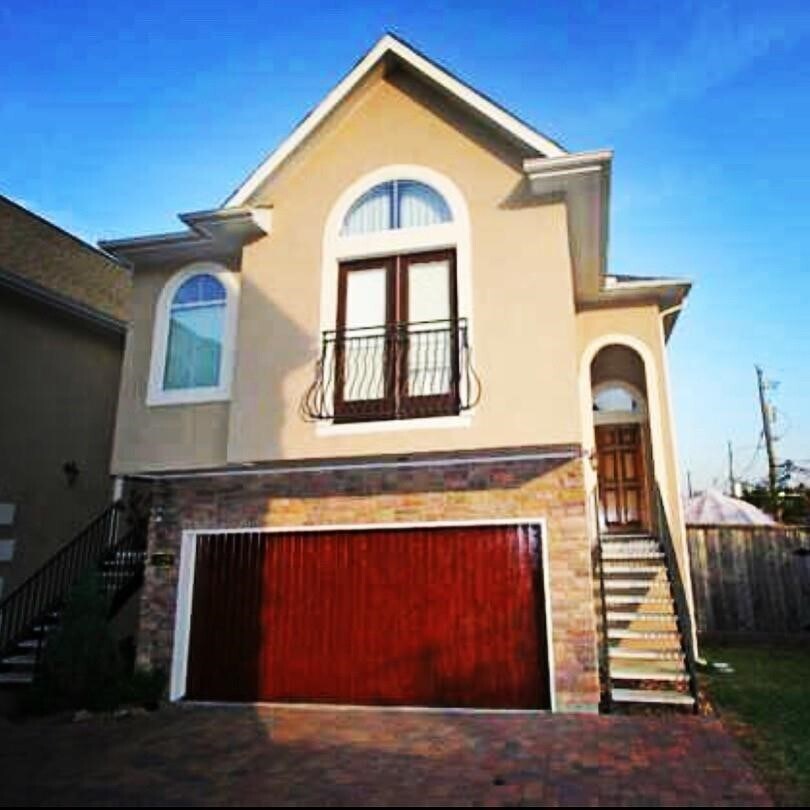 Foto principal - 5228 Washington Ave
