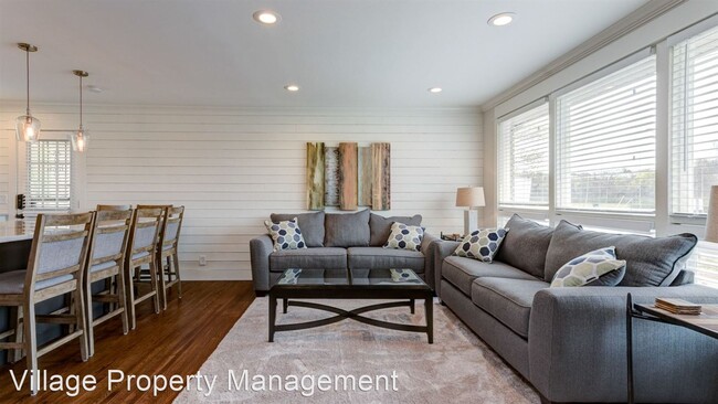 Foto del edificio - 4 br, 2 bath House - 5124 Edmondson Pike