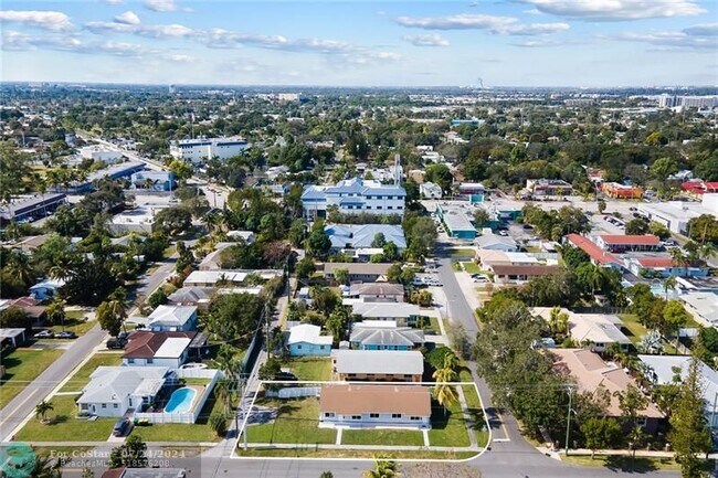 Foto del edificio - 602 SE 2nd Ave