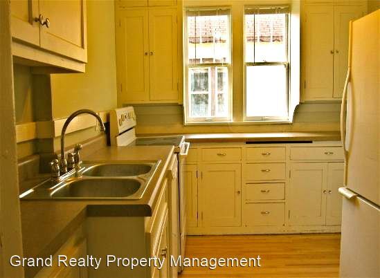 Foto del edificio - 4 br, 2 bath House - 730 Lexington Avenue