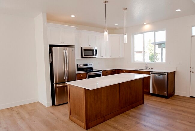 Photo - 155 N Main St Townhome