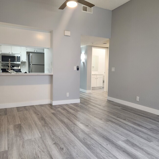 Foto del edificio - The Willows Apartments