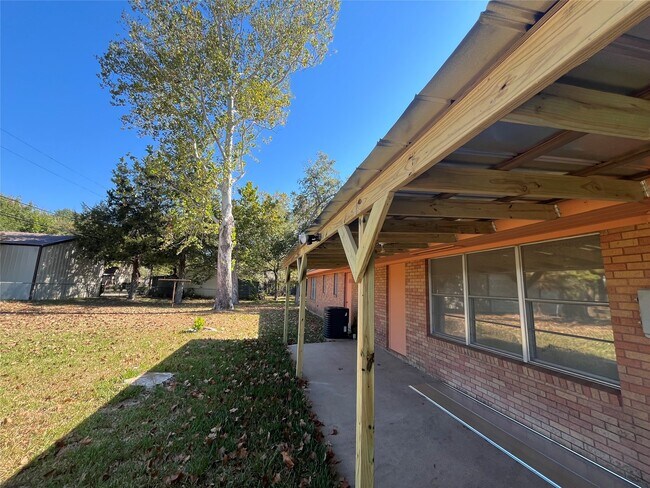 Foto del edificio - 106 Jane Dr