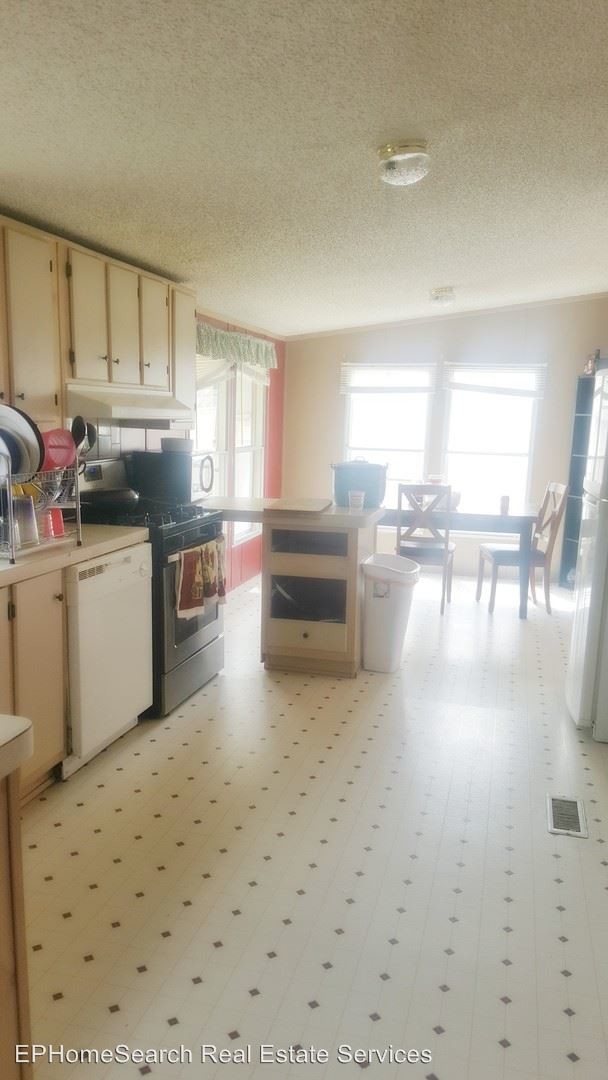 Foto del edificio - 5 br, 2 bath House - 5983 SIXTA DR