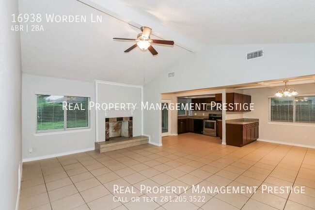 Foto del edificio - 16938 Worden Ln