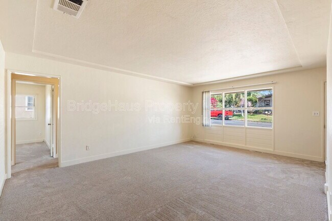 Foto del edificio - 5625 Gables St