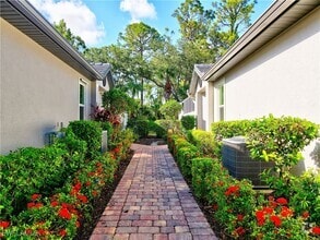 Building Photo - 1757 Tarpon Bay Dr S