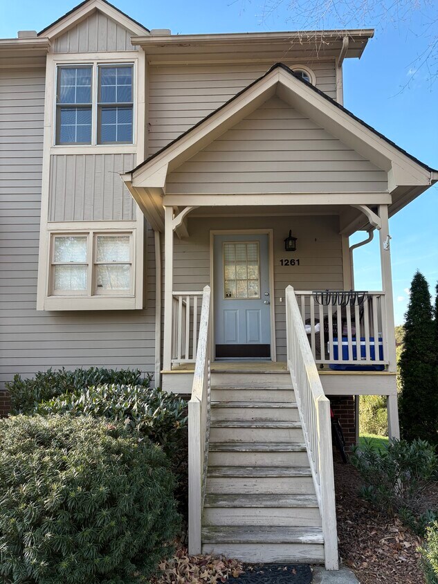 Foto principal - 1261 Watermark Ct