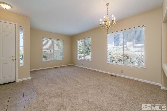 Building Photo - 7234 Heatherwood Dr