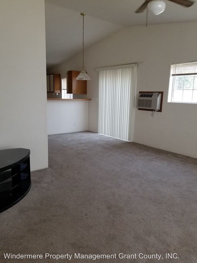 Foto principal - 931 E Hill Ave