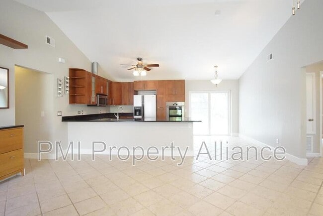 Photo - 7944 Goldleaf St House