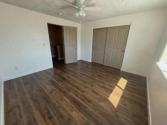 Foto del edificio - "Charming 3-Bedroom Retreat in La Pine with Cozy Fireplace and Spacious Living!"