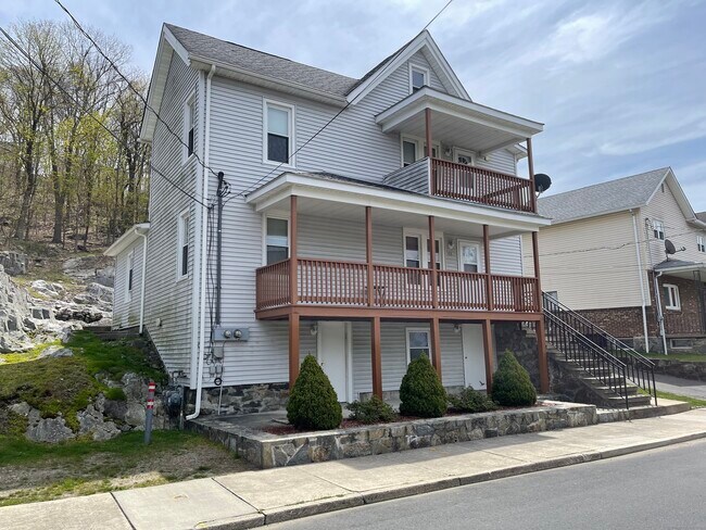 Building Photo - 43 Coen St