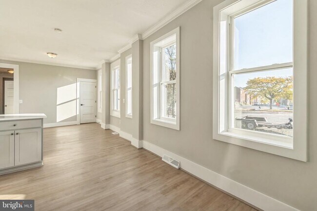 Foto del edificio - 1243 E Lanvale St