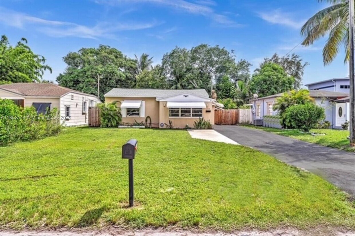 Primary Photo - 308 SW 10th St