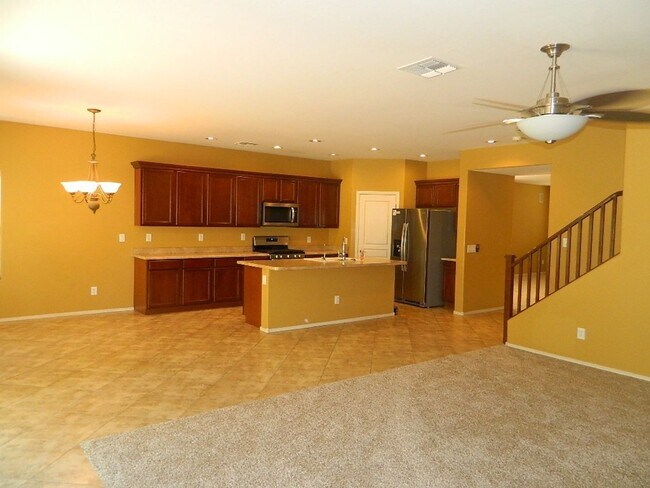 Foto del edificio - Coming Soon 8.2026 5bedroom 3 baths