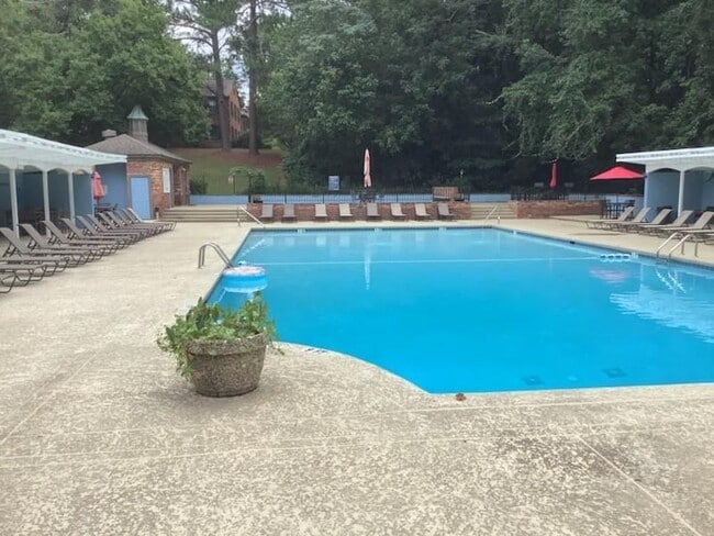 Foto del edificio - 3101 Colonial Way