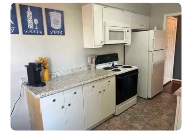 Building Photo - 3017 Winterberry Dr