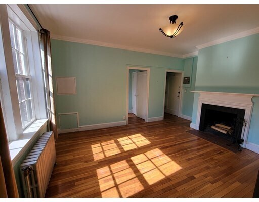 Building Photo - 16 Chauncy St