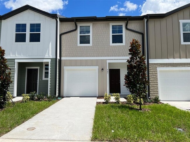 Building Photo - 545 Madison Dr