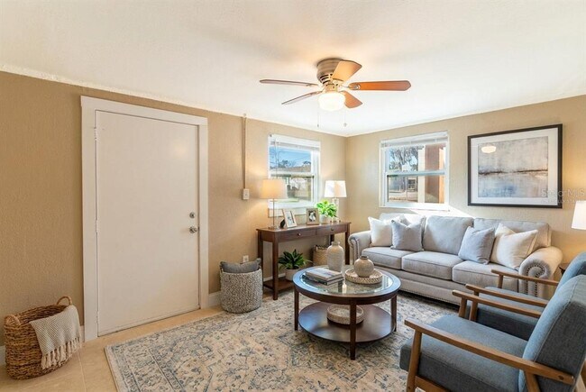 Foto del edificio - 116 E Northside Dr